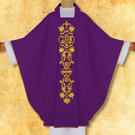 Embroidered chasuble "IHS in a Frame"