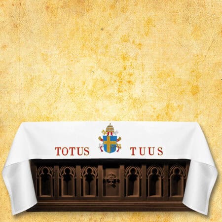 Embroidered tablecloth "Totus Tuus"