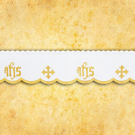 Embroidered lace "Cathedral" gold