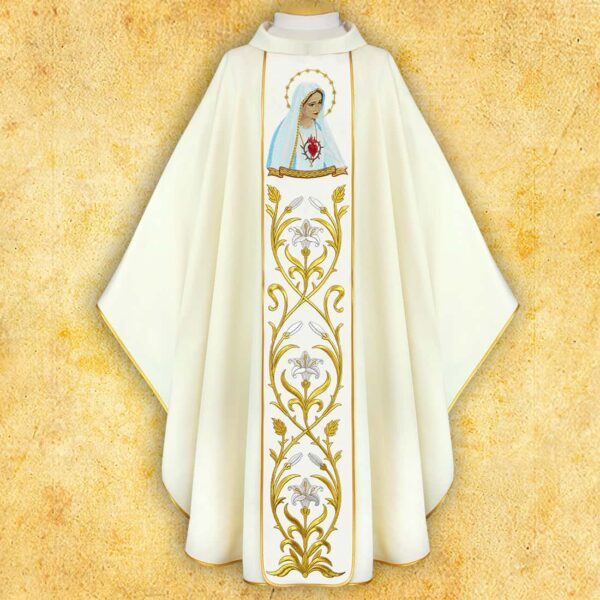 Ornat z wizerunkiem haftowanym "Matka Boża Fatimska" Chasuble with embroidered image "Our Lady of Fatima"