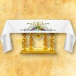 Tablecloth with front embroidery