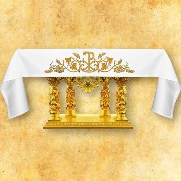 Tablecloth with front embroidery