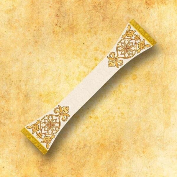 Embroidered Roman Chasuble "With Roses"