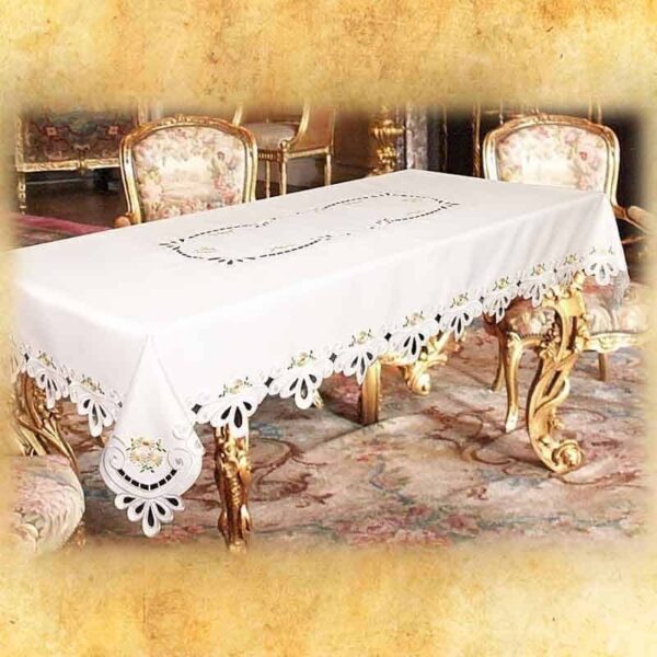 Embroidered tablecloth "Margaretka Maxi"