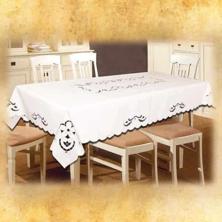 Embroidered tablecloth "Magnolia"