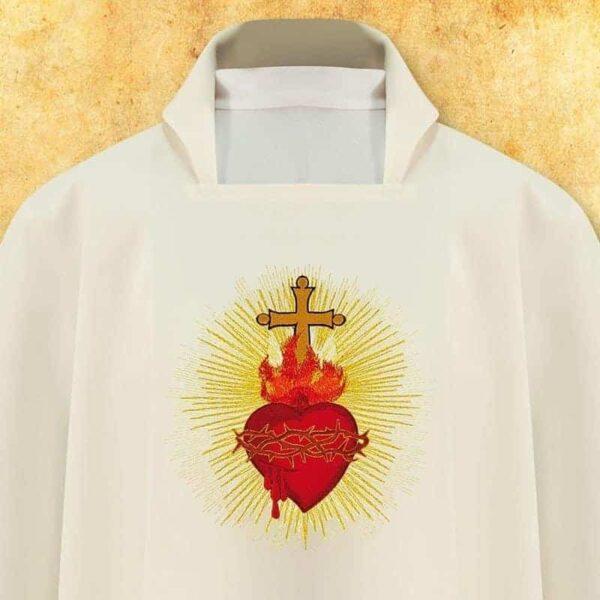 Embroidered chasuble "Heart of Jesus"