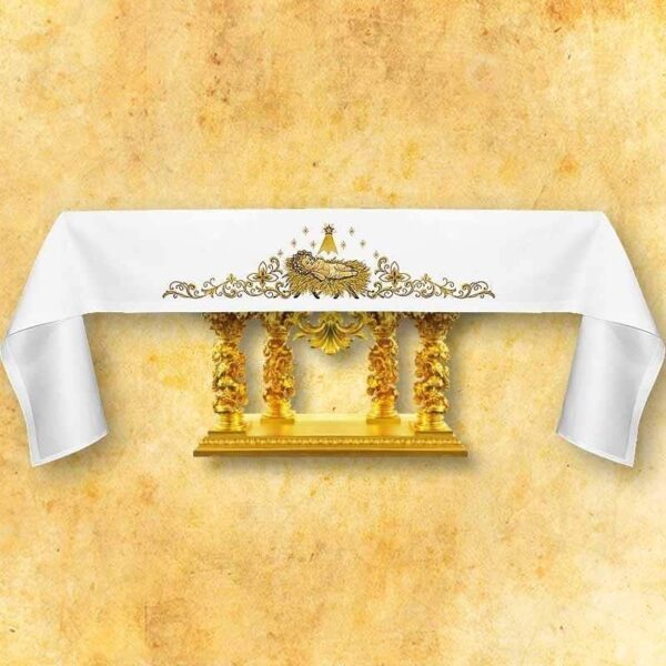 Embroidered tablecloth "In the Manger Lies"