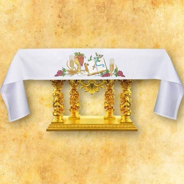 Tablecloth with front embroidery test