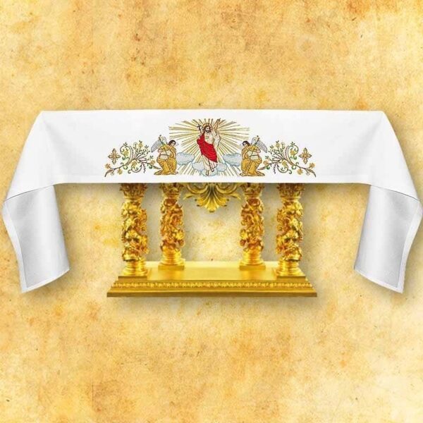 Tablecloth with front embroidery