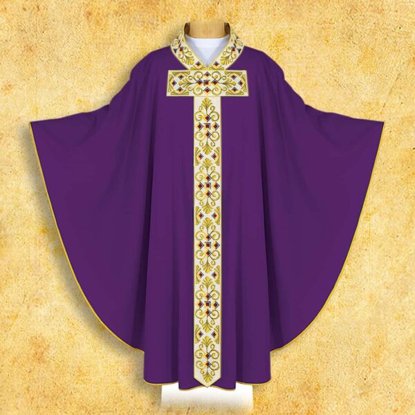 Embroidered chasuble "Te Deum"