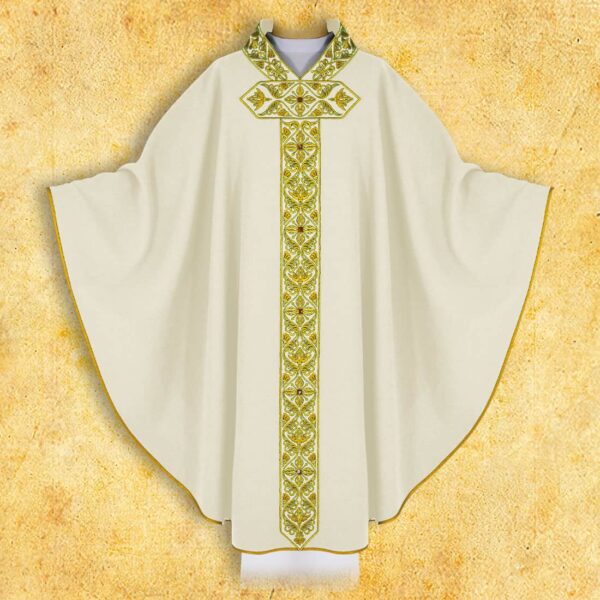 Embroidered chasuble "Cardinale"