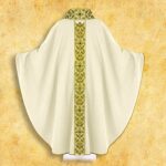 Embroidered chasuble "Cardinale"