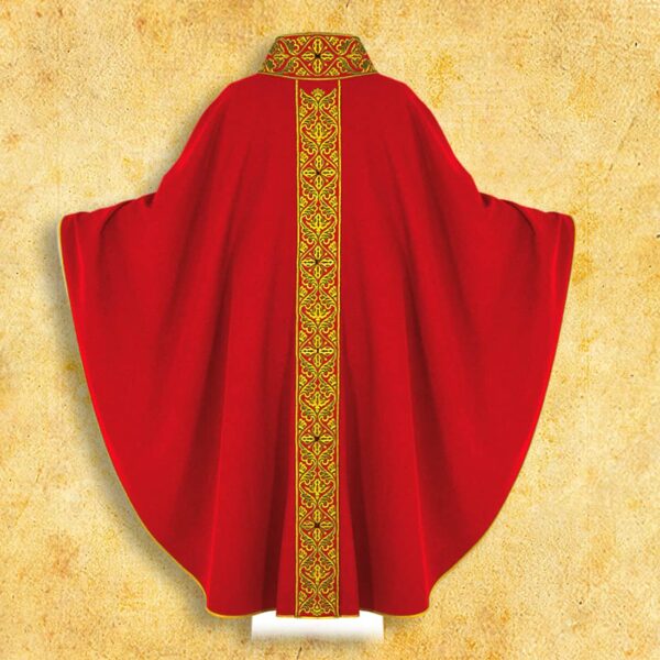 Embroidered chasuble "Cardinale"