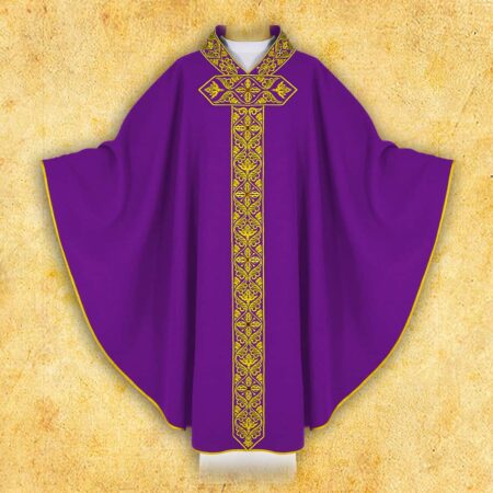Embroidered chasuble "Cardinale"