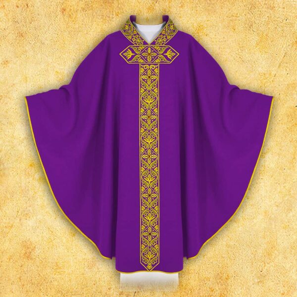Embroidered chasuble "Cardinale"