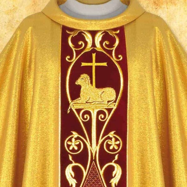 Chasuble with embroidered plush belt "Lamb"