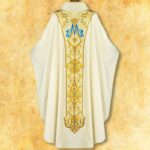 Embroidered chasuble "Heart of Mary"