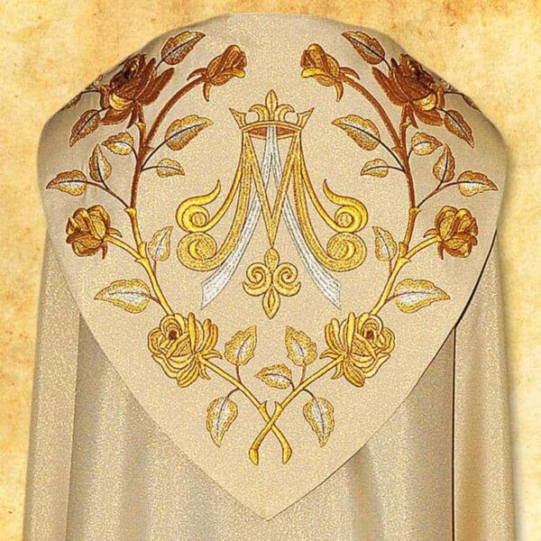Embroidered cope "Santuario"