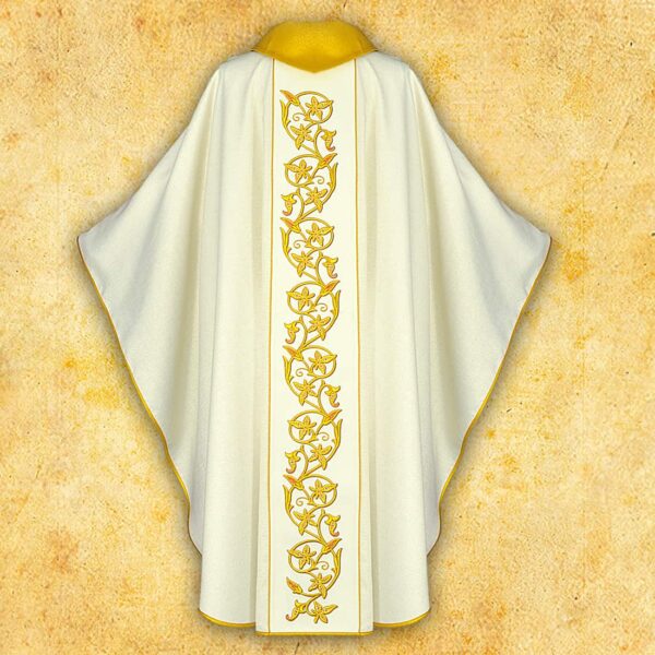 Embroidered chasuble "Sanctus"