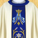 Embroidered chasuble "Basilica"
