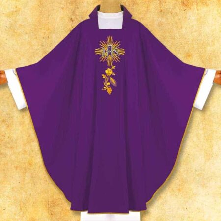Embroidered chasuble "Dominium"
