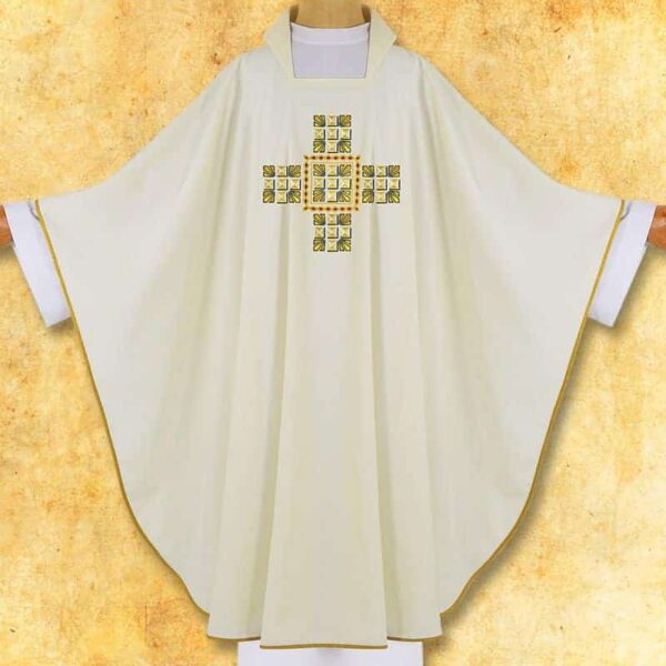 Embroidered chasuble "Roma Gold"