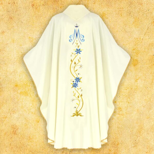 Embroidered chasuble "Maryjny"