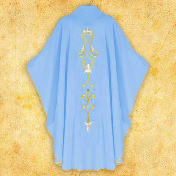 Embroidered chasuble "Maryjny"