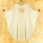 Embroidered Chasuble "Magnificat"