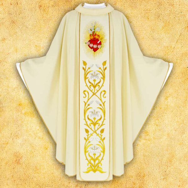 Chasuble with Embroidered Belt "Heart of Mary"