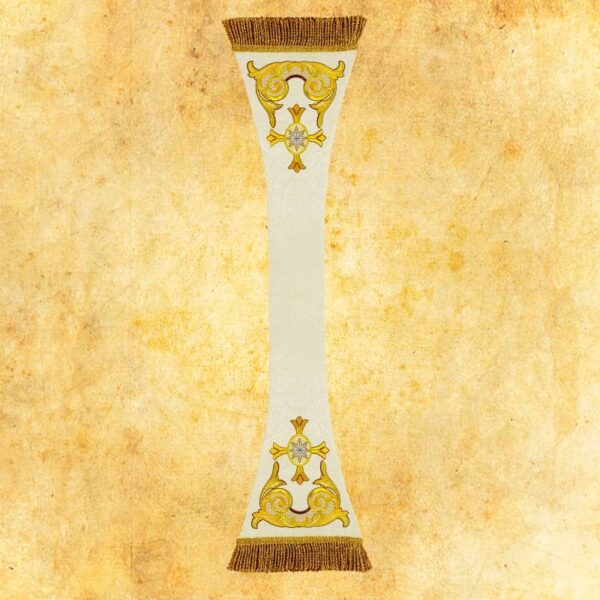 Roman Embroidered Chasuble "Feliz Navidad"