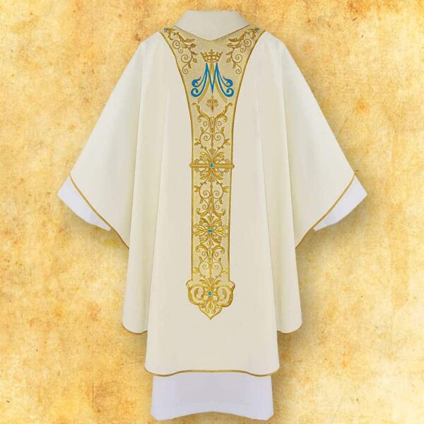 Embroidered chasuble "La Madonna Del Rosario"