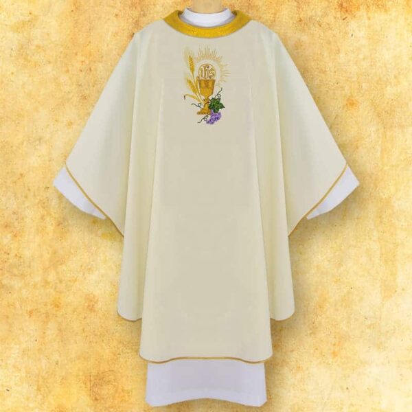 Embroidered chasuble "Fratelli"