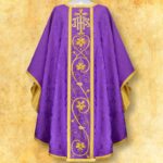 Embroidered chasuble "Massimo-Viola"