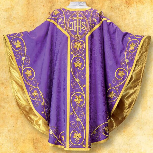 Embroidered chasuble "Massimo-Viola"