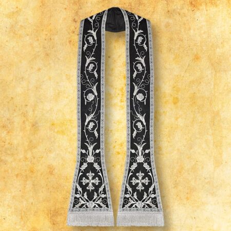 Embroidered Roman stola "Massimo-Nero"