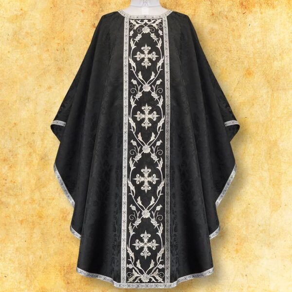 Embroidered chasuble "Massimo-Nero"