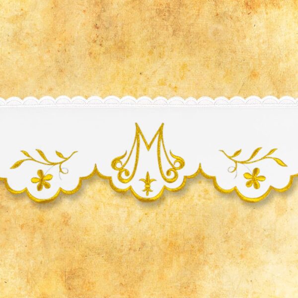 Embroidered lace "Gold series no. 1"