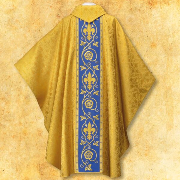 Embroidered chasuble "St. James' Shells"