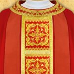 Embroidered chasuble "Brillante-Rosso"