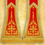 Embroidered chasuble "Brillante-Rosso"