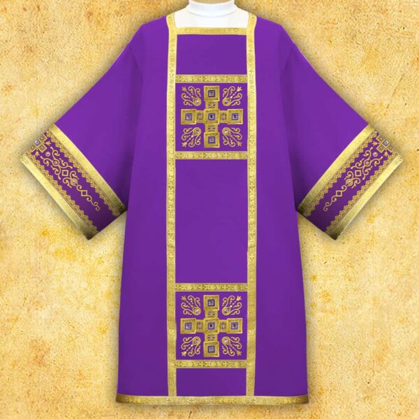 Embroidered chasuble "Brillante-Viola"