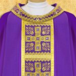 Embroidered chasuble "Brillante-Viola"