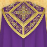 Embroidered chasuble "Brillante-Viola"