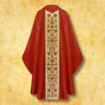 Embroidered chasuble "Figurato"
