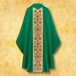 Embroidered chasuble "Figurato"