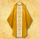 Embroidered chasuble "Figurato"