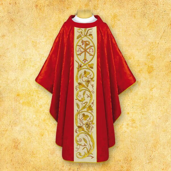 Embroidered chasuble "Christum"