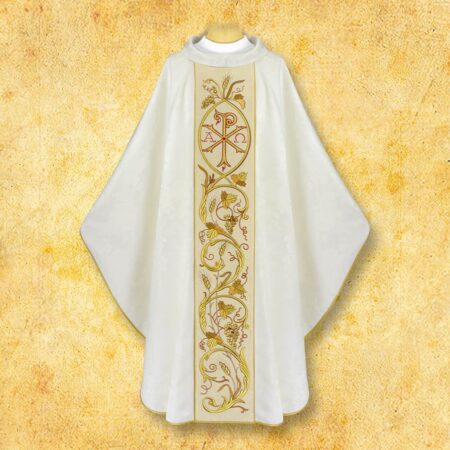 Embroidered chasuble "Christum"