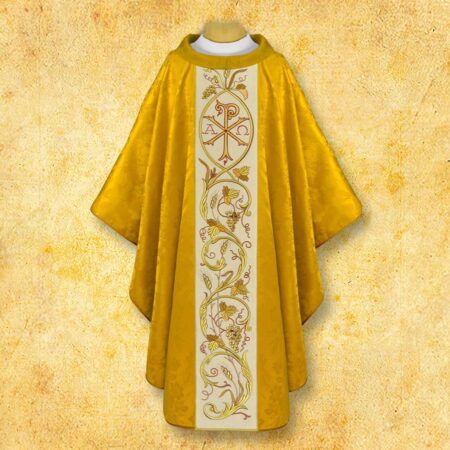 Embroidered chasuble "Christum"